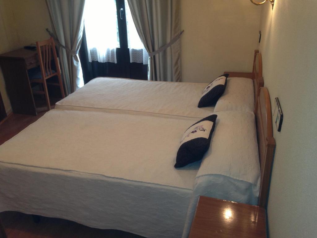 Hostal Fernandez Мадрид Номер фото